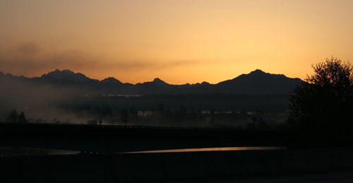Cascade-mountains-backdrop in Sunrise Color Palettes