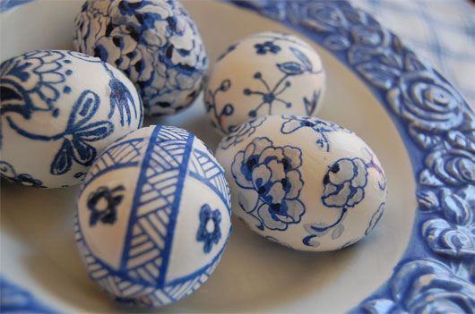 Blue Willow Easter Eggs 