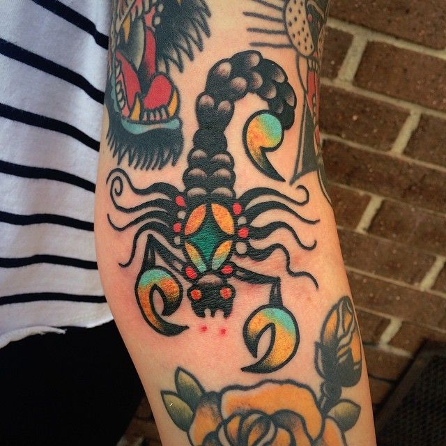 traditional american tattoo scorpion tattoo